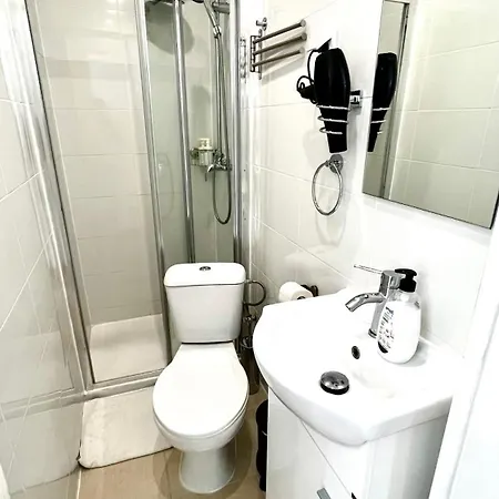 Apartamento Bernardim Ribeiro - 2ª Andar *