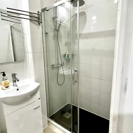 Privat bolig Apartamento Bernardim Ribeiro - 2ª Andar Lisboa