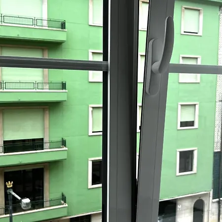 Bernardim Ribeiro - 2ª Andar Lisboa