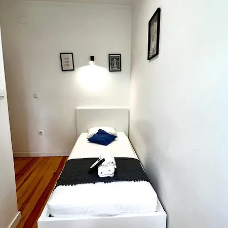 Privat bolig Apartamento Bernardim Ribeiro - 2ª Andar Lisboa