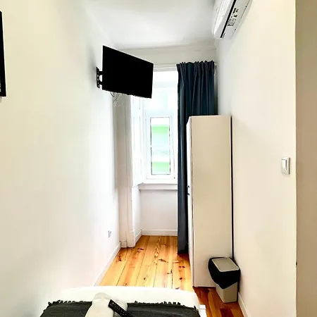 Apartamento Bernardim Ribeiro - 2ª Andar Ubytování v soukromí Lisboa
