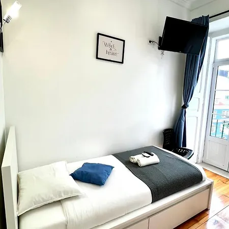 Apartamento Bernardim Ribeiro - 2ª Andar Ubytování v soukromí