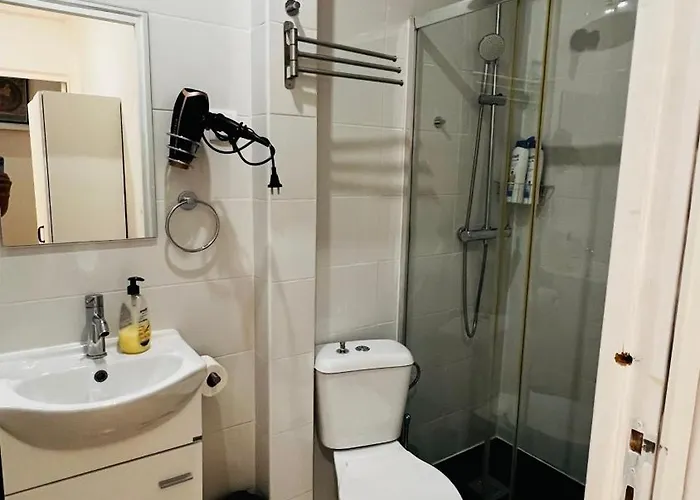 Apartamento Bernardim Ribeiro - 2ª Andar * Lisboa