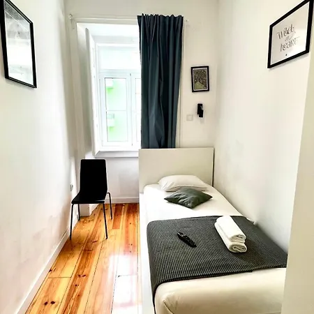 בית אירוח Apartamento Bernardim Ribeiro - 2ª Andar